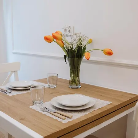 Camilla Luxury Apartment Nemi