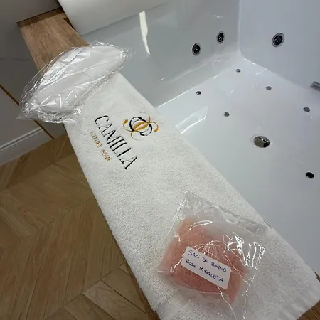 Camilla Luxury *